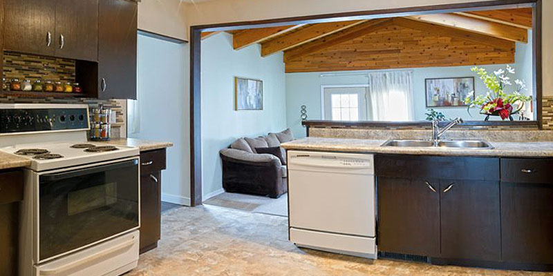 Why You Should Hire a Professional Remodeling Contractor