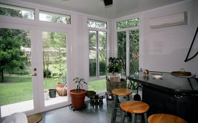 5 Ways Acrylic Windows Improve Your Home